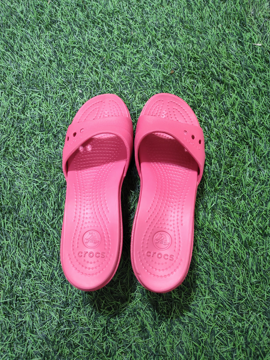 Wedge crocs size 8